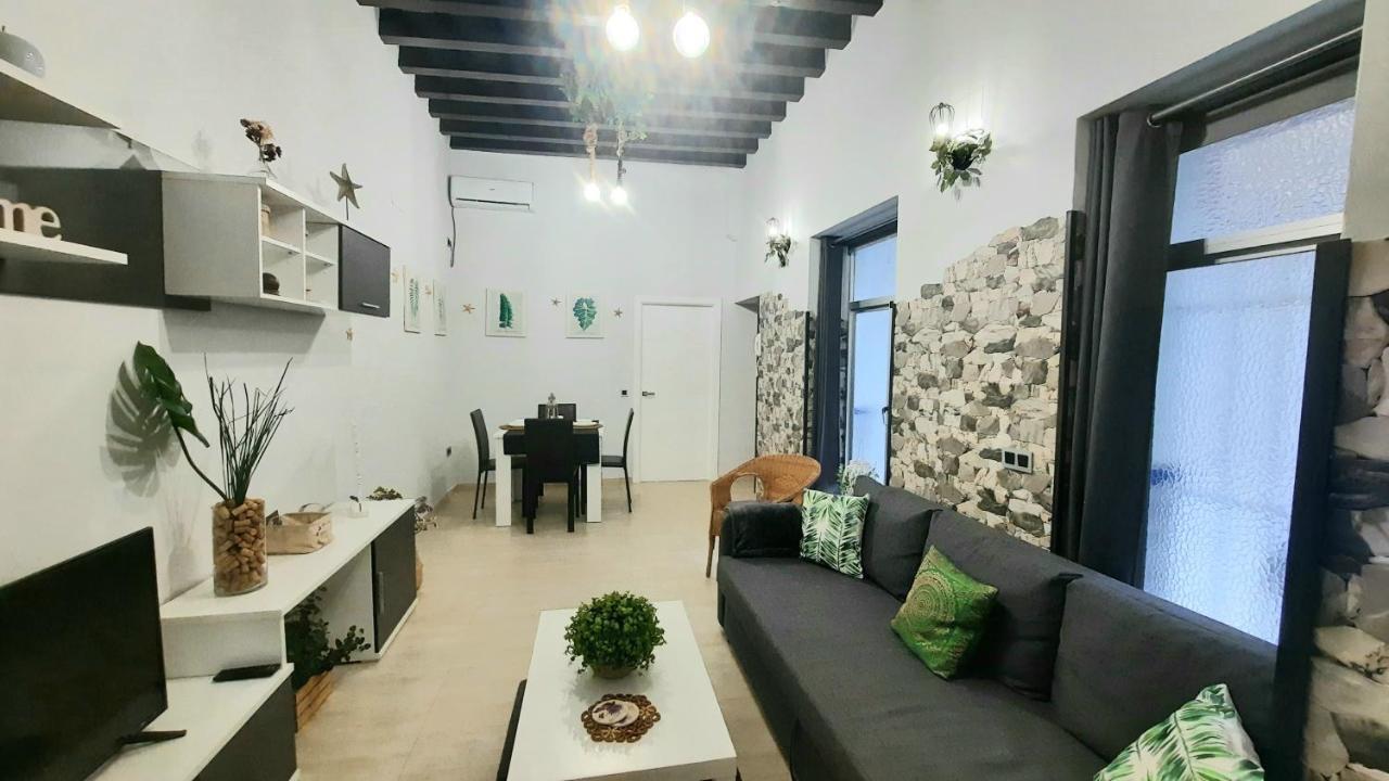 Levante Apartment